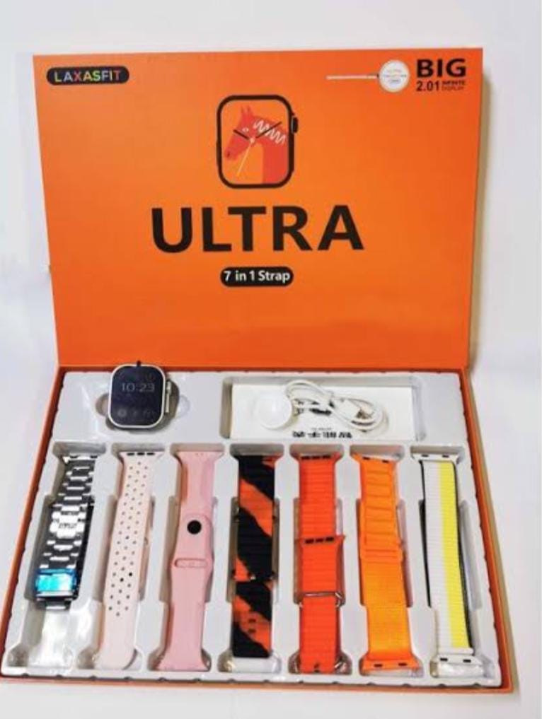 Smartwatch Ultra with 7 different belts